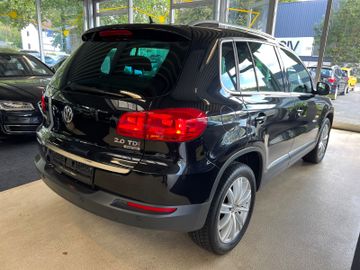 Volkswagen Tiguan - 5