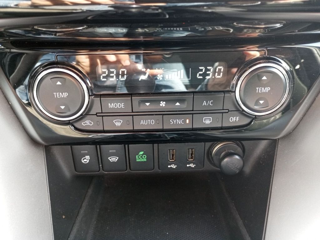 Fahrzeugabbildung Mitsubishi Eclipse Cross Intro Edition 1.5 T-MIVEC 2WD
