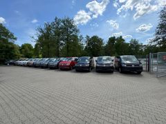 Fahrzeugabbildung Volkswagen T6 Multivan Gen Six 2.0TDI DSG ElektrTür APP AHK