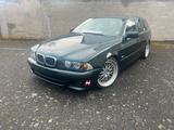 BMW 523i Touring E39 - BMW 523: 523i E39