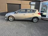 Toyota Auris 1.6 Life+ - Toyota Gebrauchtwagen von 2014