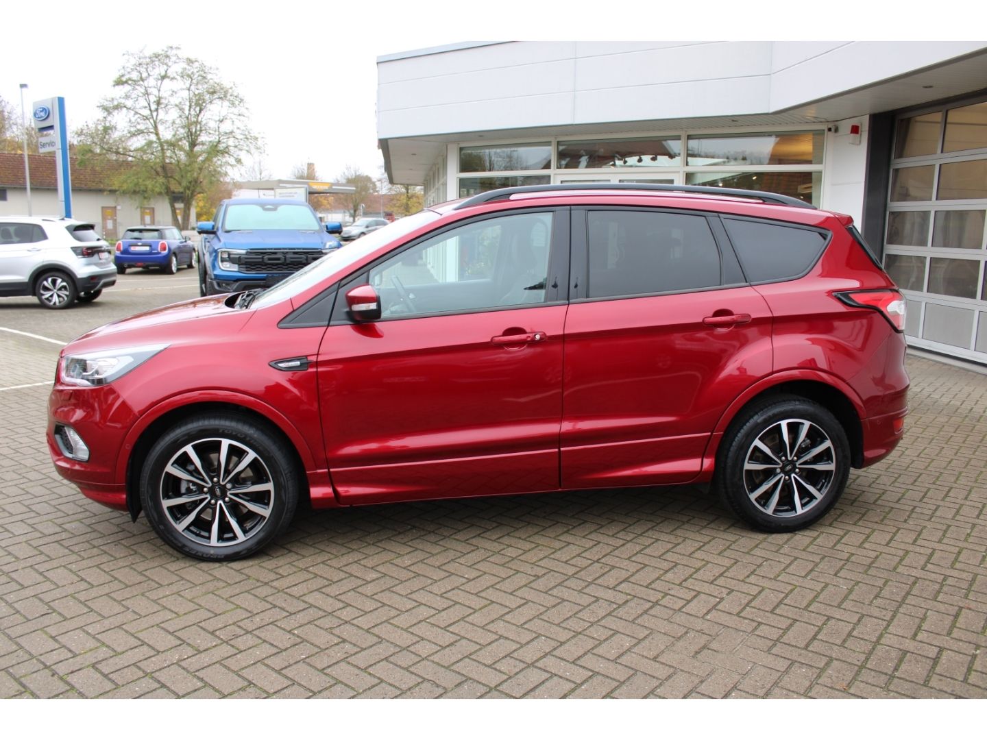 Fahrzeugabbildung Ford Kuga 2.0 TDCi 4x4 ST-Line ACC TWA RFK AHK Xenon
