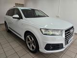 Audi Q7 45 TDI qu. S Line Nachtsicht Luft Memory 7Si. - Audi Q7: 4m