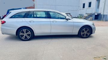 Mercedes E 220 - 9