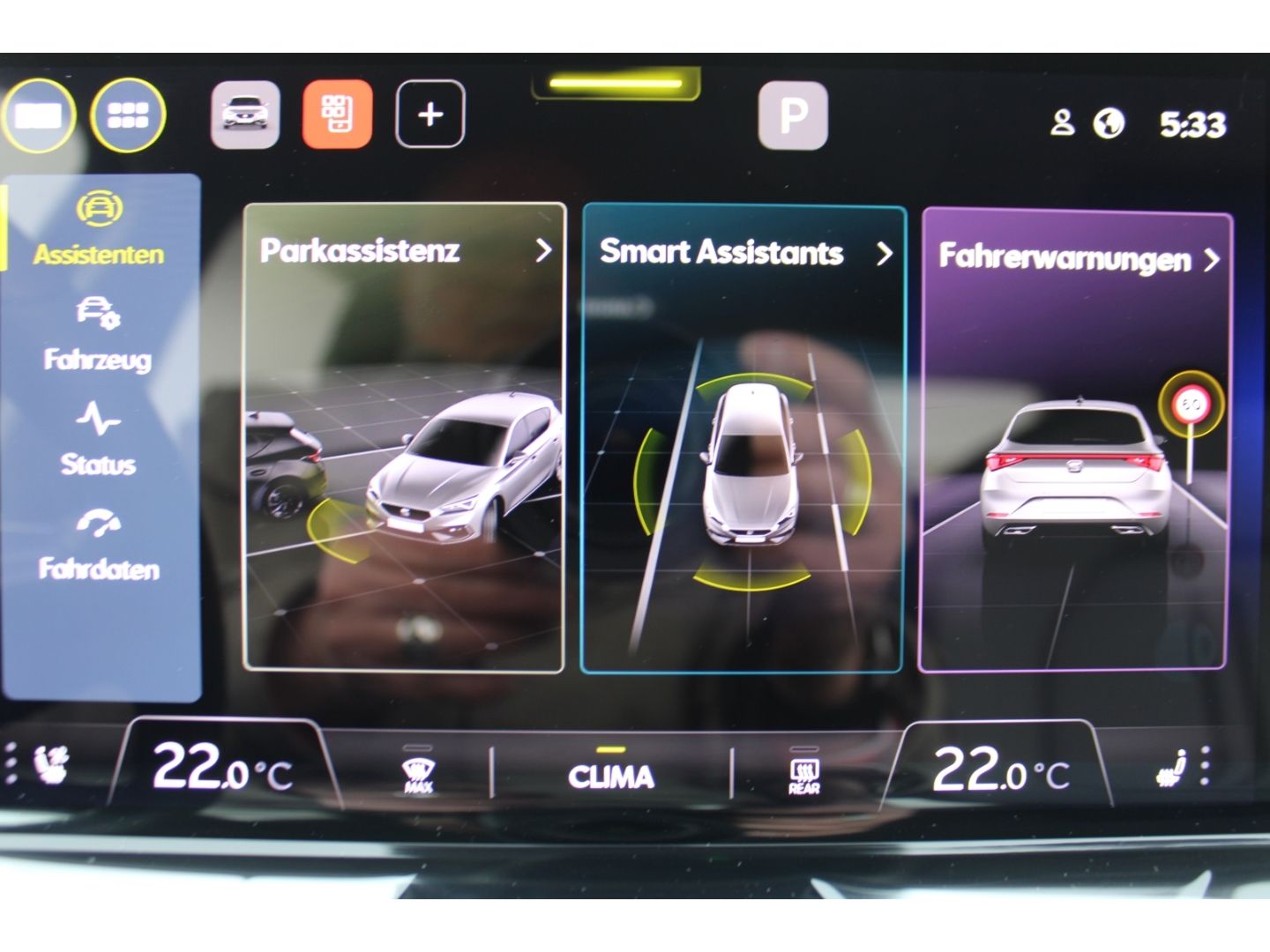 Fahrzeugabbildung SEAT Leon 1,5 TSi Style ACC LED Navi FullLink DAB RFK