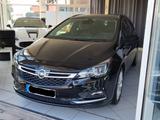 Opel Astra ST  Innovation*200PS*1.Hand*AHK*SD*8-fach  - Opel Astra: Privatanbieter