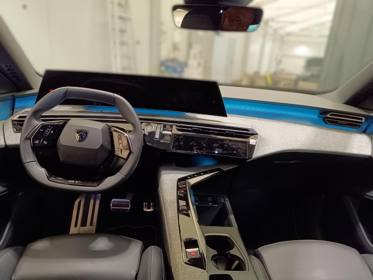 Fahrzeugabbildung Peugeot 3008 GT MildHybrid 145 e-DSC6