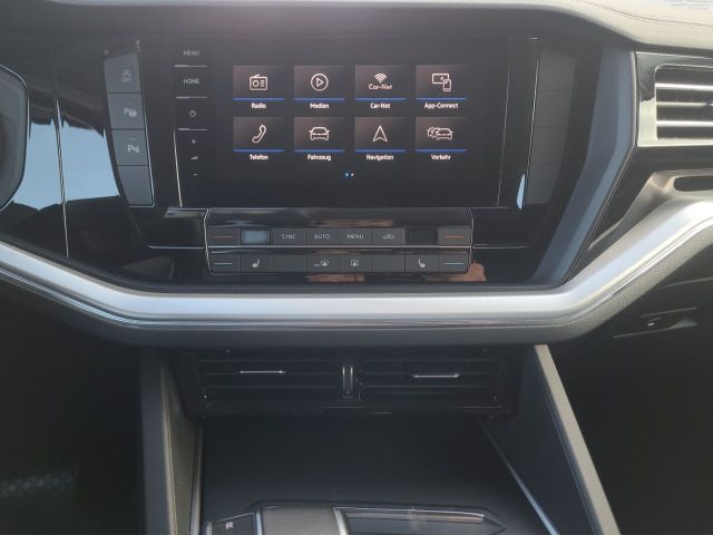 Touareg 3.0TDI Elegance 4Motion AHK ACC