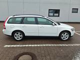 Volvo V50 2.4 Momentum Momentum - Volvo V50 Momentum mit Benzin-Antrieb