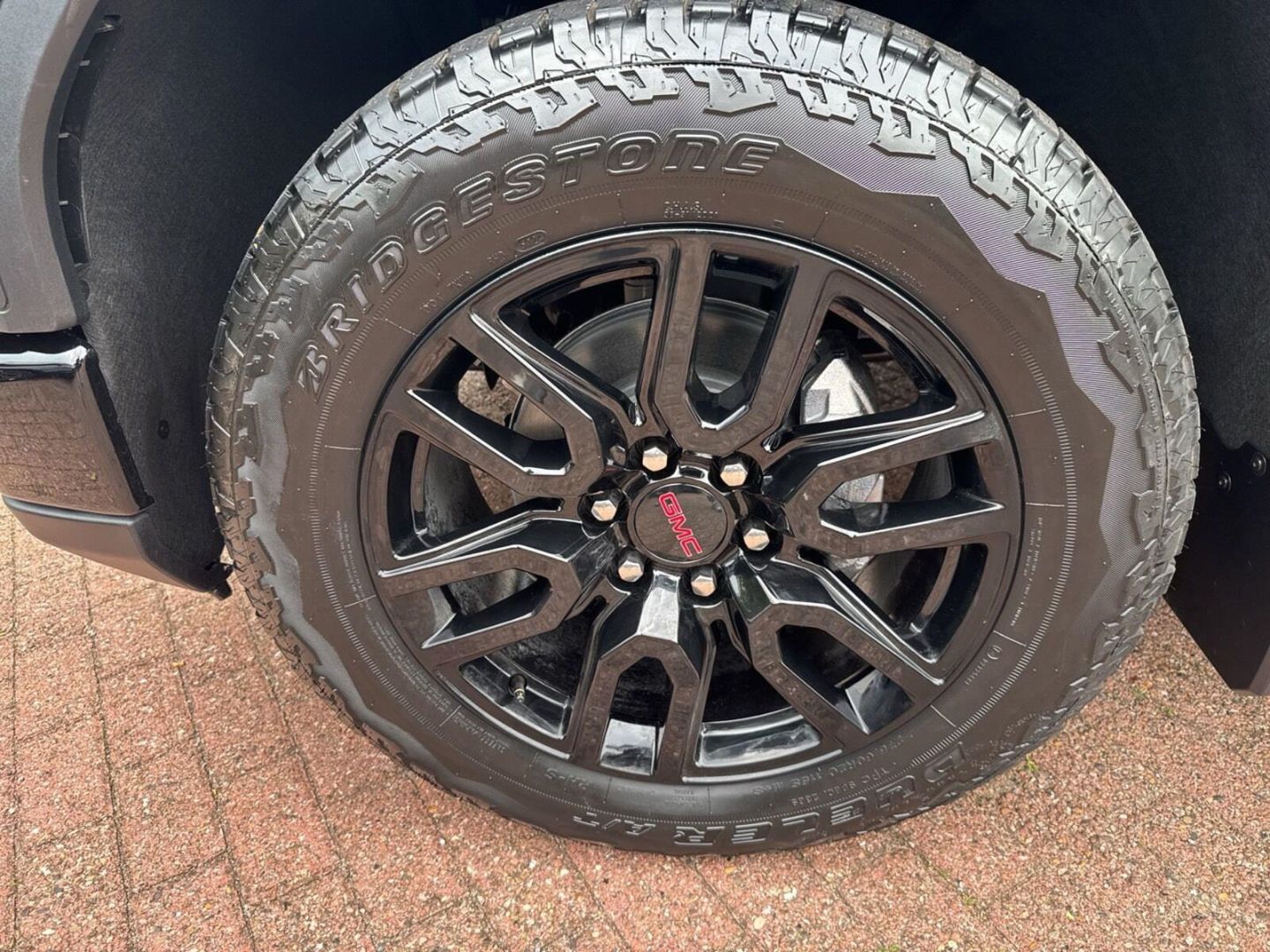 Fahrzeugabbildung GMC Sierra 1500 Elevation CrewCab 4WD - MY25 - Voll