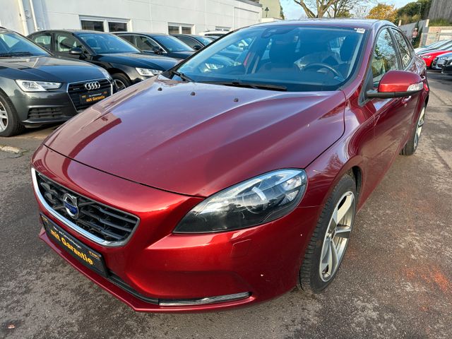 Volvo V40 You! 1.6-TÜV-Navi-PDC-8 Fach Bereift