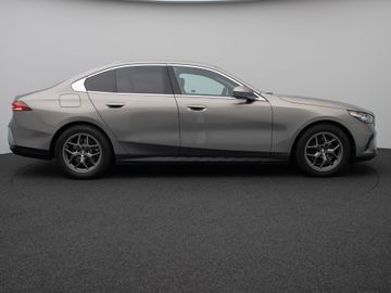 BMW 520 - 5