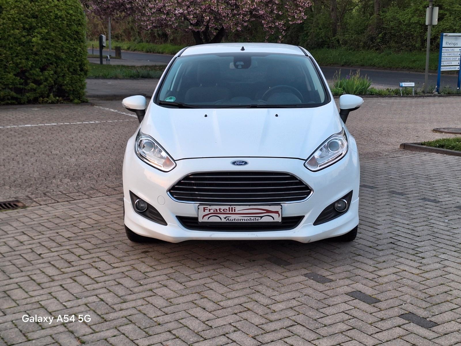 Ford Fiesta Titanium/Neue Zahnriemen&Cervice