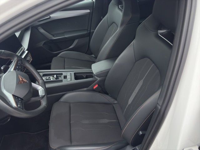 Fahrzeugabbildung CUPRA Leon Sportstourer 1.4 e-Hybrid 180 kW *Navi*