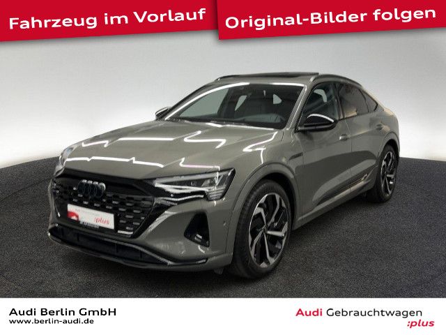 Image of Audi Q8