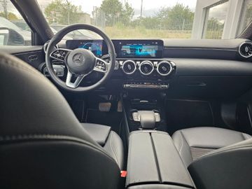 Mercedes A 180 - 9
