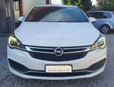 Opel Astra 1.6 CDTi Berlina 110CV Euro6 - Opel: Berlina