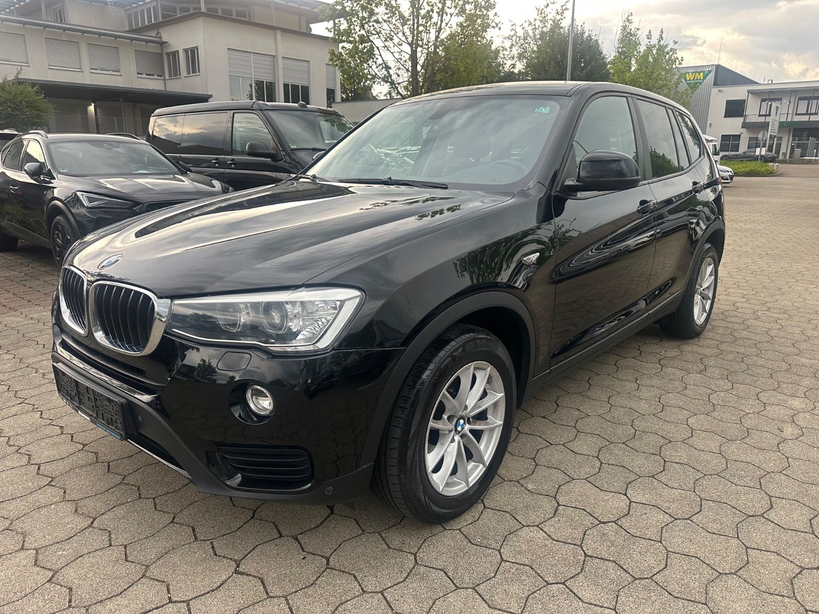 BMW X3 xDrive 20 d NAVI SHZ PDC TEMPOMAT XENON