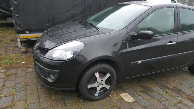 Renault CLIO KLIMA TÜV 2026