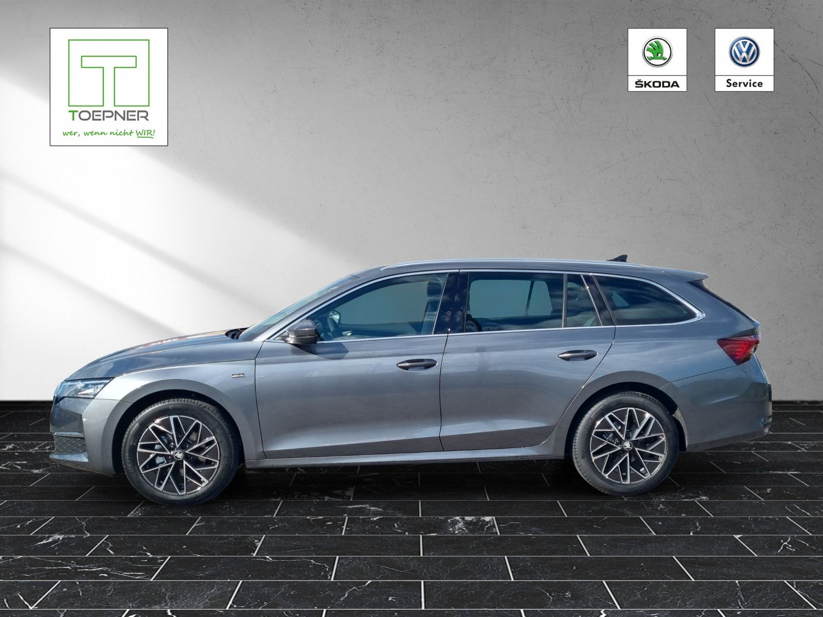 Fahrzeugabbildung SKODA Octavia Combi Tour 2.0 TDI AHK Licht&Sicht+ Win+