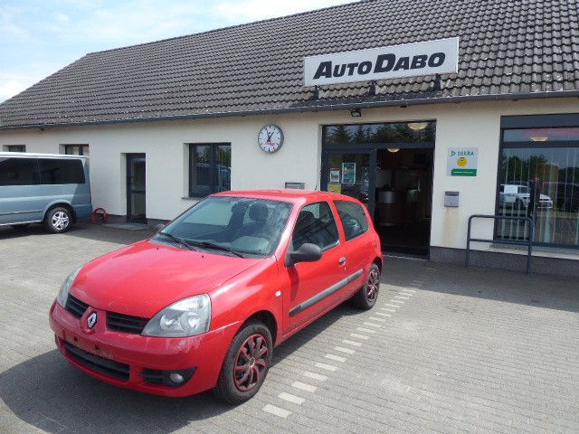 Renault Clio II Campus Je t'aime