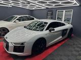 Audi R8 5.2 FSI plus S tronic quattro - - Audi R8 Gebrauchtwagen in Berlin
