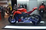 Ducati Streetfighter V 4 S Modell 2025 - DUCATI ST2