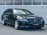 Mercedes-Benz E 200 T 1.Hand/SHZ/MFL/NAVI/Garantie - gebrauchte Mercedes-Benz E 200 aus dem Jahr 2013