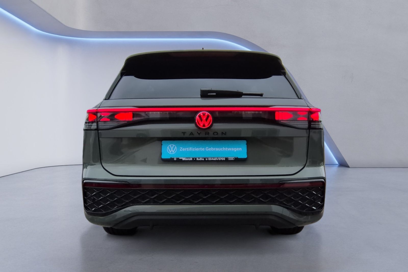 Tayron R-Line 2.0 TDI 4MO DSG AHK+STHZ+BLACK+HuD