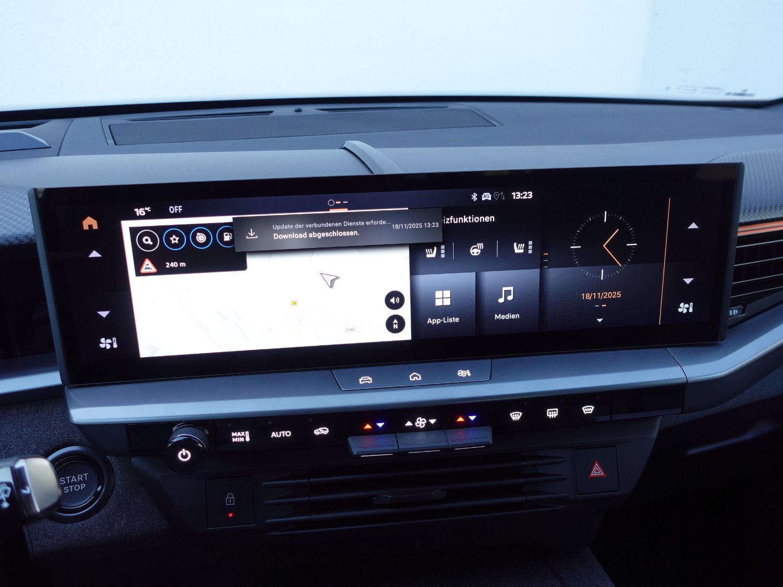 Fahrzeugabbildung Opel Grandland GS, Head Up, LED, PP, Navi, RFK