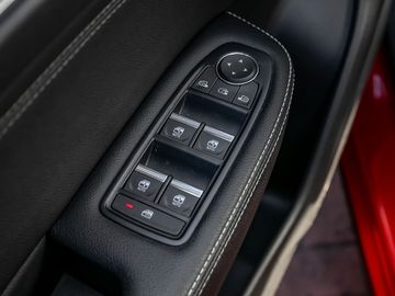 Renault Arkana Intens Navi Digitales Cockpit LED ACC