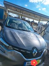 Renault Captur TCe 100 Life  - Renault Captur: Von Privat