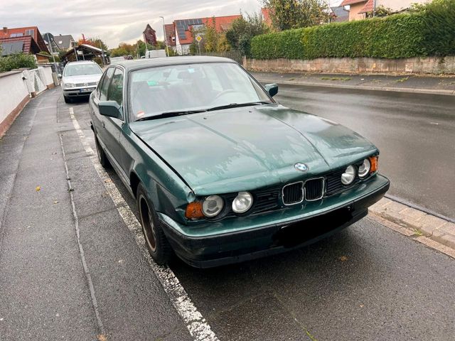 BMW E34 520i Tüv 2/25