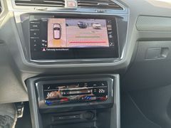 VW Tiguan 2.0 TDI R-Line 4M Matrix Sthzg Black 20'' VW Tiguan 2.0 TDI R-Line 4M Matrix Sthzg Black 20''