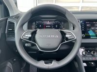 SKODA Karoq 1.5 TSI DSG Selection PANO KAM AHK 5JGAR bei Autohaus Landmann & Maier OHG