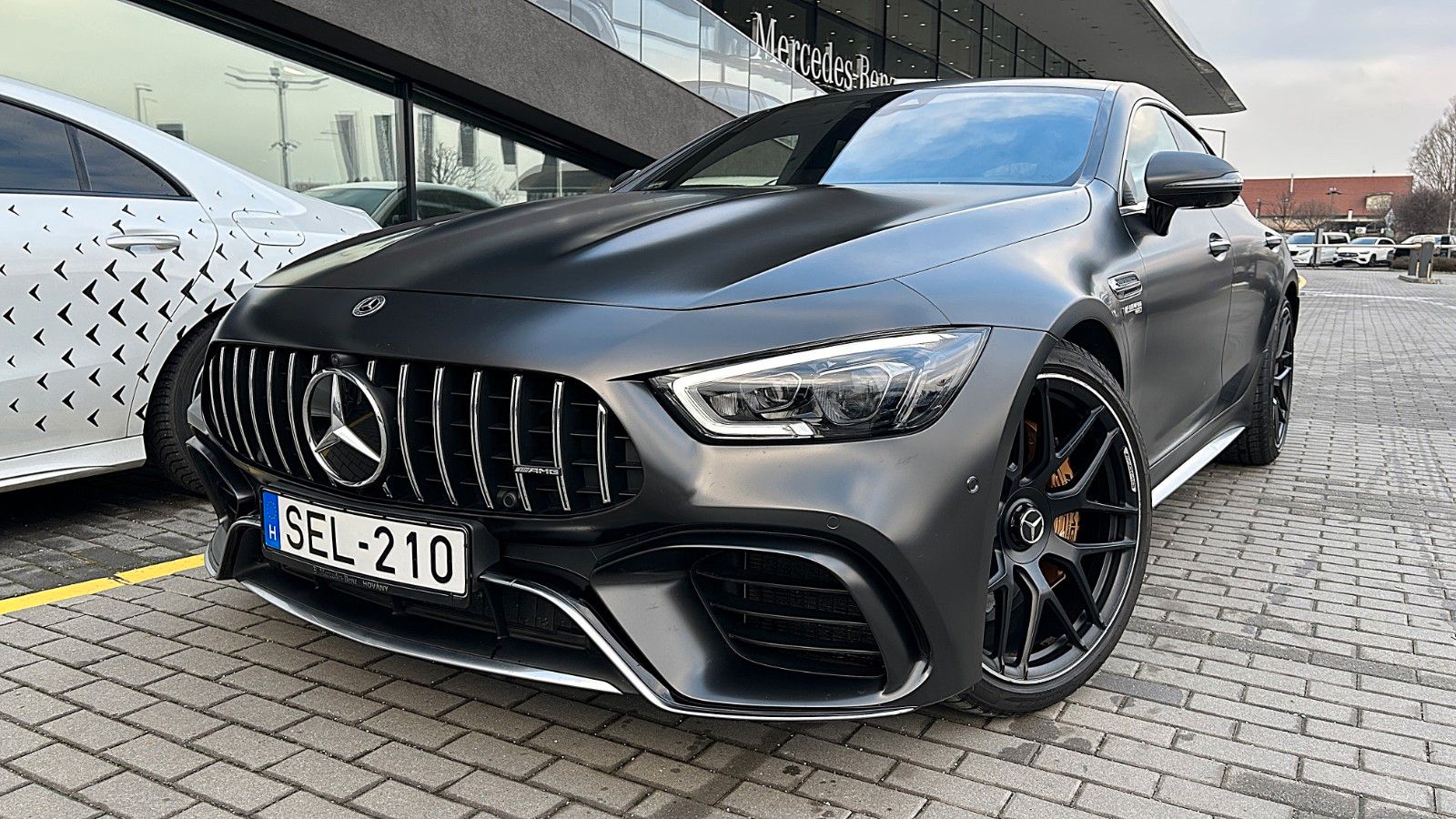 MERCEDES-BENZ AMG GT 4-trg. 63 S 4Matic+