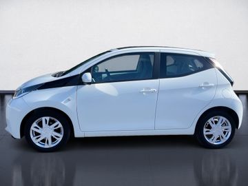 Toyota Aygo (X) - 3