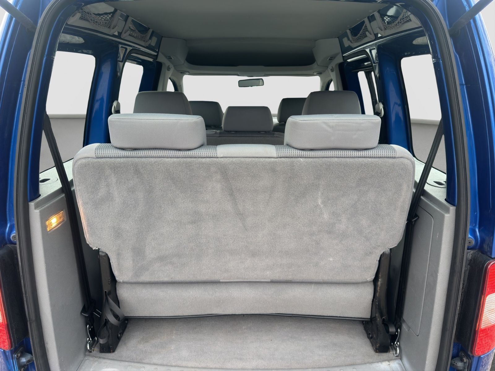 Fahrzeugabbildung Volkswagen Caddy Life/Klima/7-Sitzer/TÜV-07.2027/