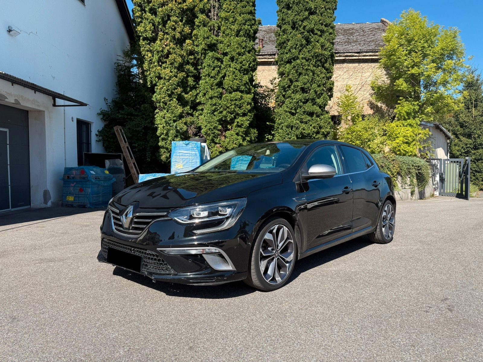 RENAULT Megane