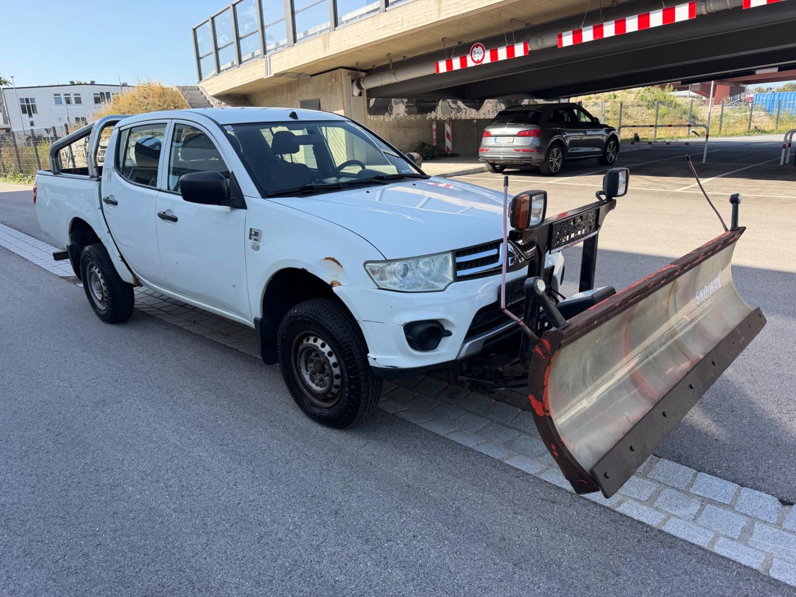 Mitsubishi L200 Klima Euro 5 4X4 Schneepflug Klima