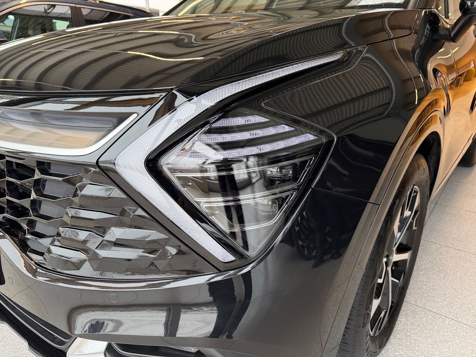 Fahrzeugabbildung Kia Sportage 1.6T 48V 2WD DCT SPIRIT AHK