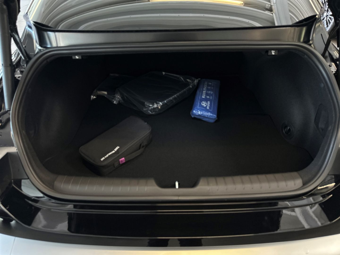 Hyundai IONIQ 6 – Bild 11