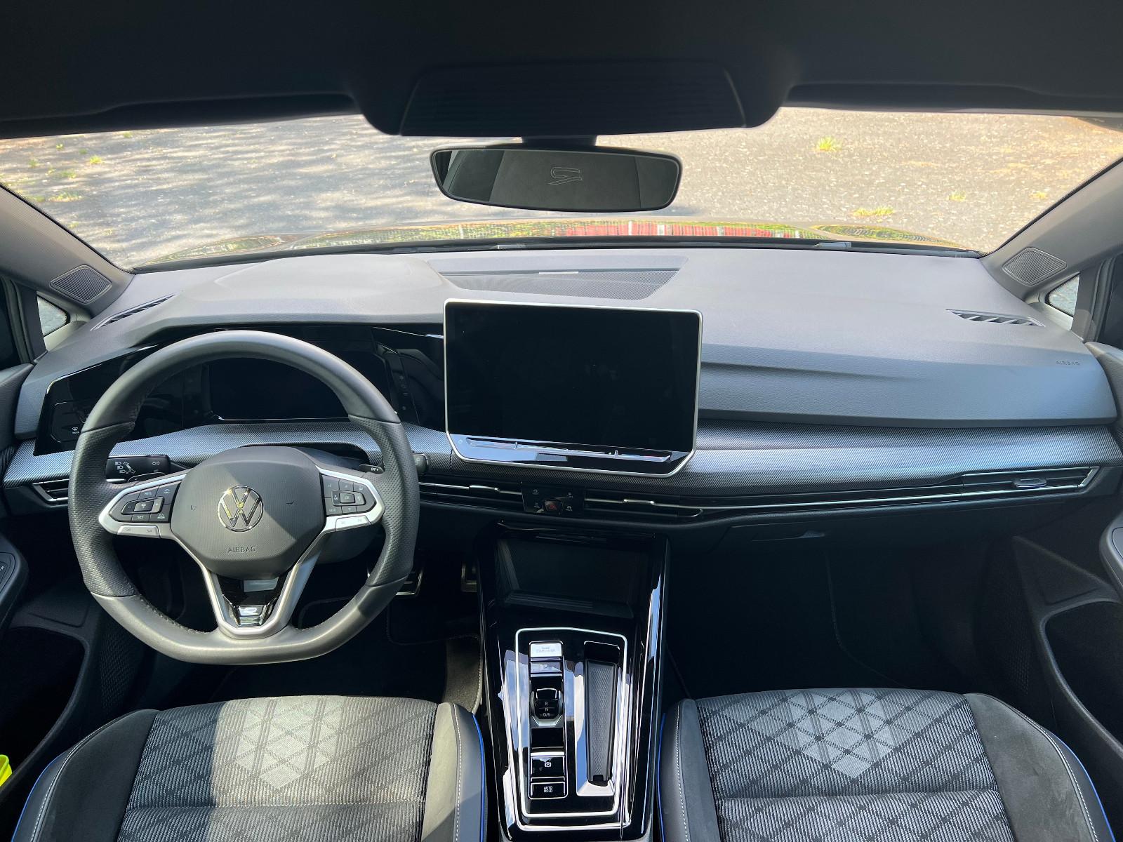 Volkswagen Golf VIII Lim 1.5 eTSI R-Line-LED-KAM-NAVI-GARAN, миниатюра 19