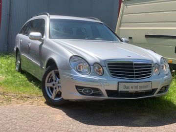 Mercedes E 220 - 1