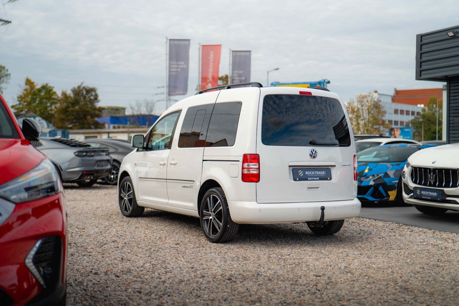 Fahrzeugabbildung Volkswagen Caddy 1.6 TDI DSG Edition 30 Sport | Alcantara