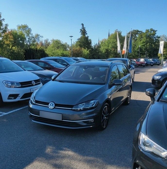 Image of Volkswagen Golf