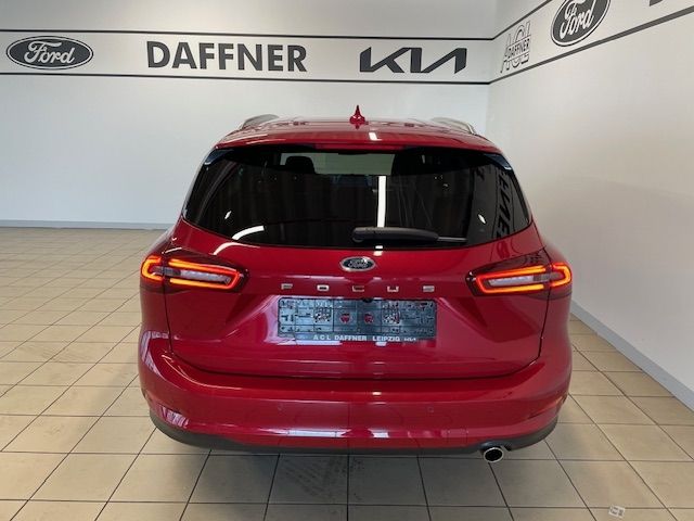 Fahrzeugabbildung Ford Focus Turnier Titanium MHEV LED Kamera Tempomat