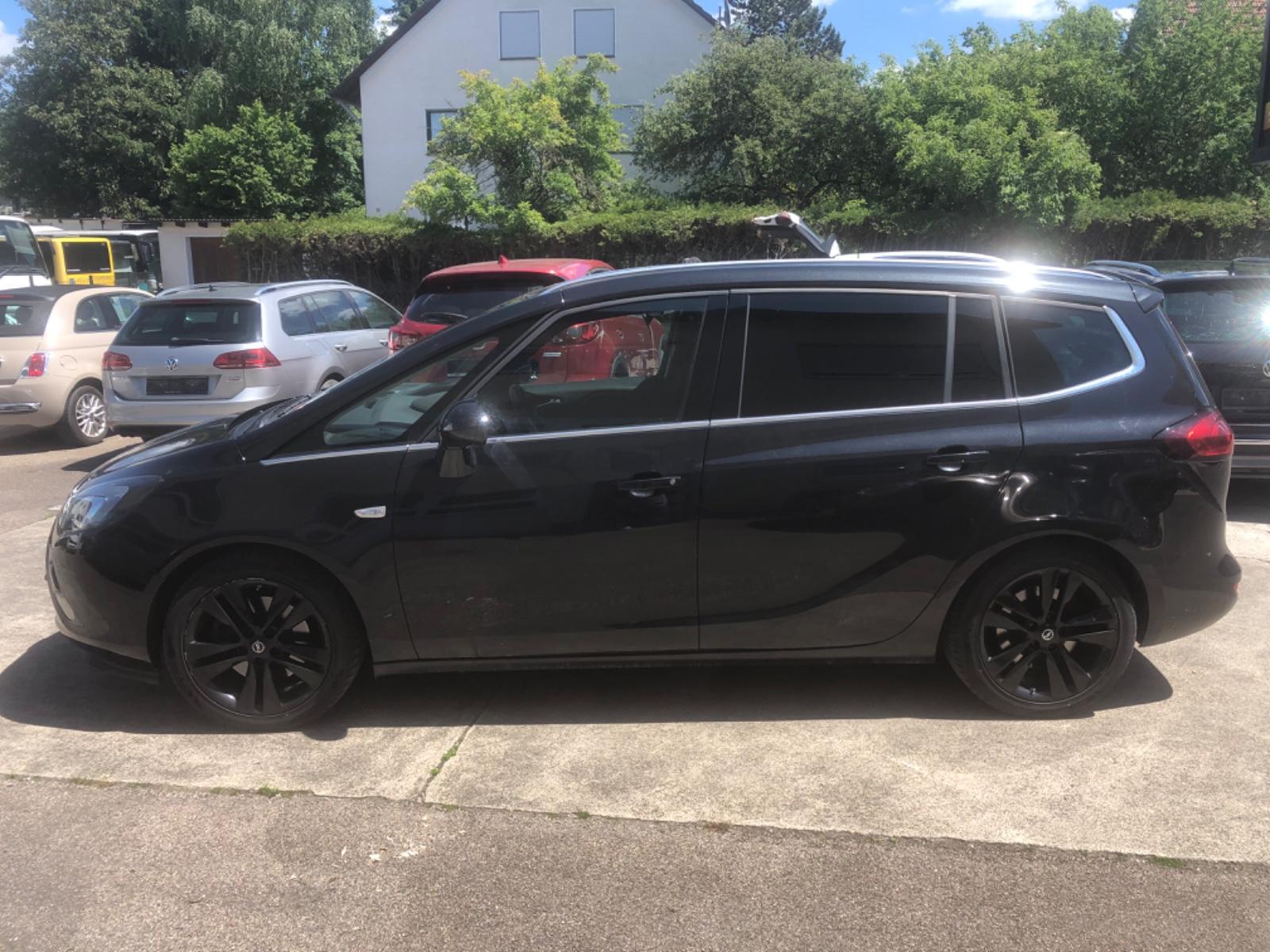 Opel Zafira Tourer.2.0.7Sitze.Navi.Xenon.8fach Alus.