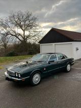 Jaguar xj8 4.0 AJ 27  verstärkte Kette Aus... - gebrauchte Jaguar XJ8 aus dem Jahr 2000