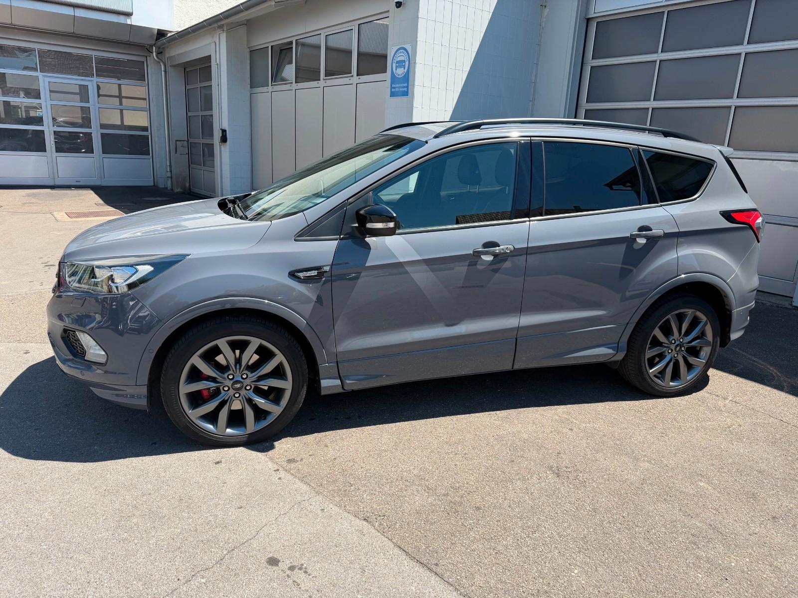 Ford Kuga ST-Line, AHK, Panorama, LED, Audiotec Sound